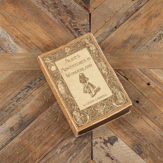 ALICE'S ADVENTURES IN WONDERLAND JOURNAL