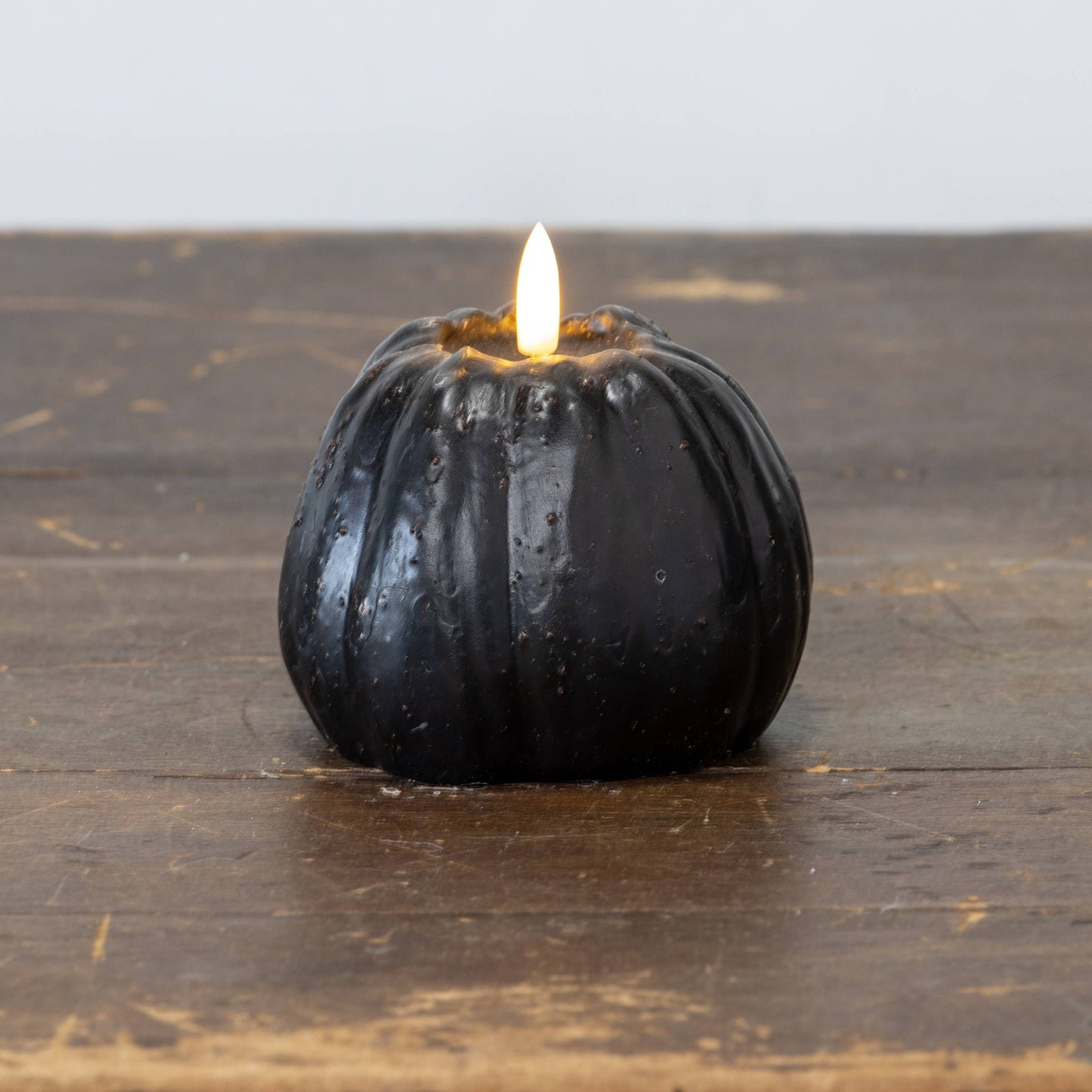 4" BLACK 3D FLAME TALL PUMPKIN CANDLE