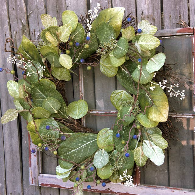 24" MAGNOLIA & BLUEBERRY WREATH