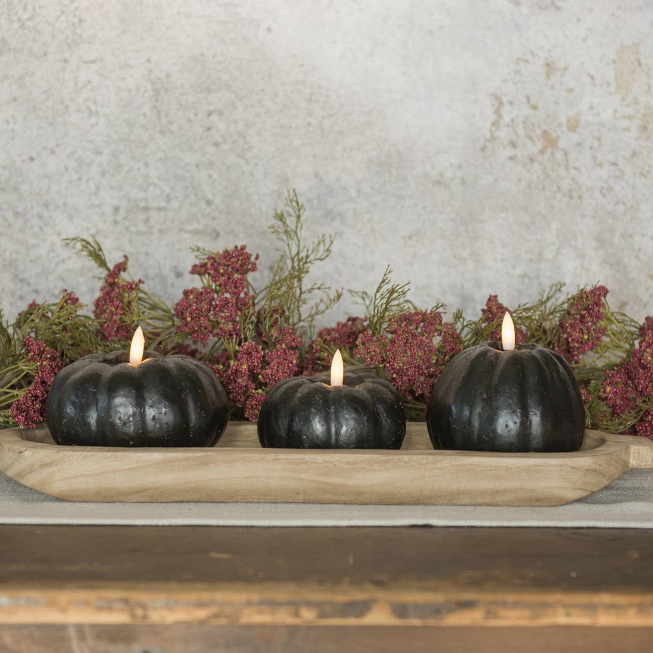 4" BLACK 3D FLAME TALL PUMPKIN CANDLE