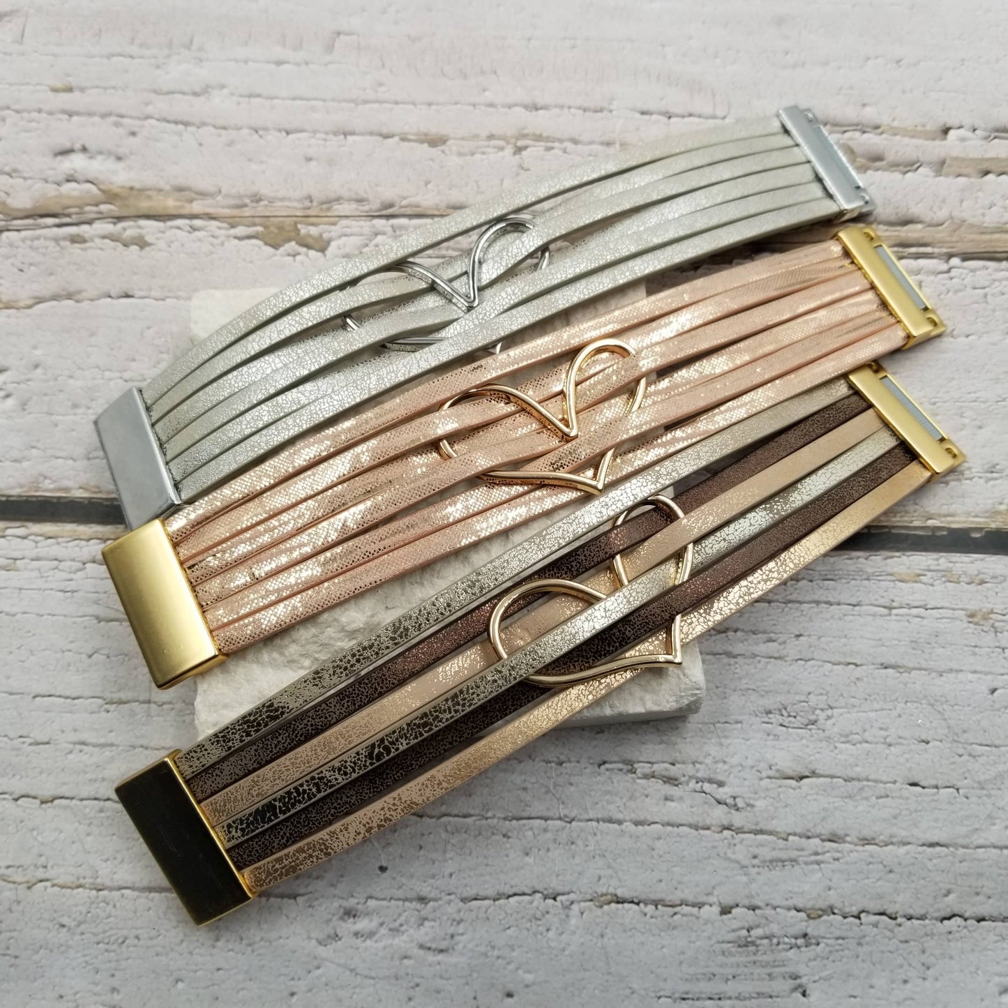 Multi Layer Leather Heart Magnetic Buckle Bracelet