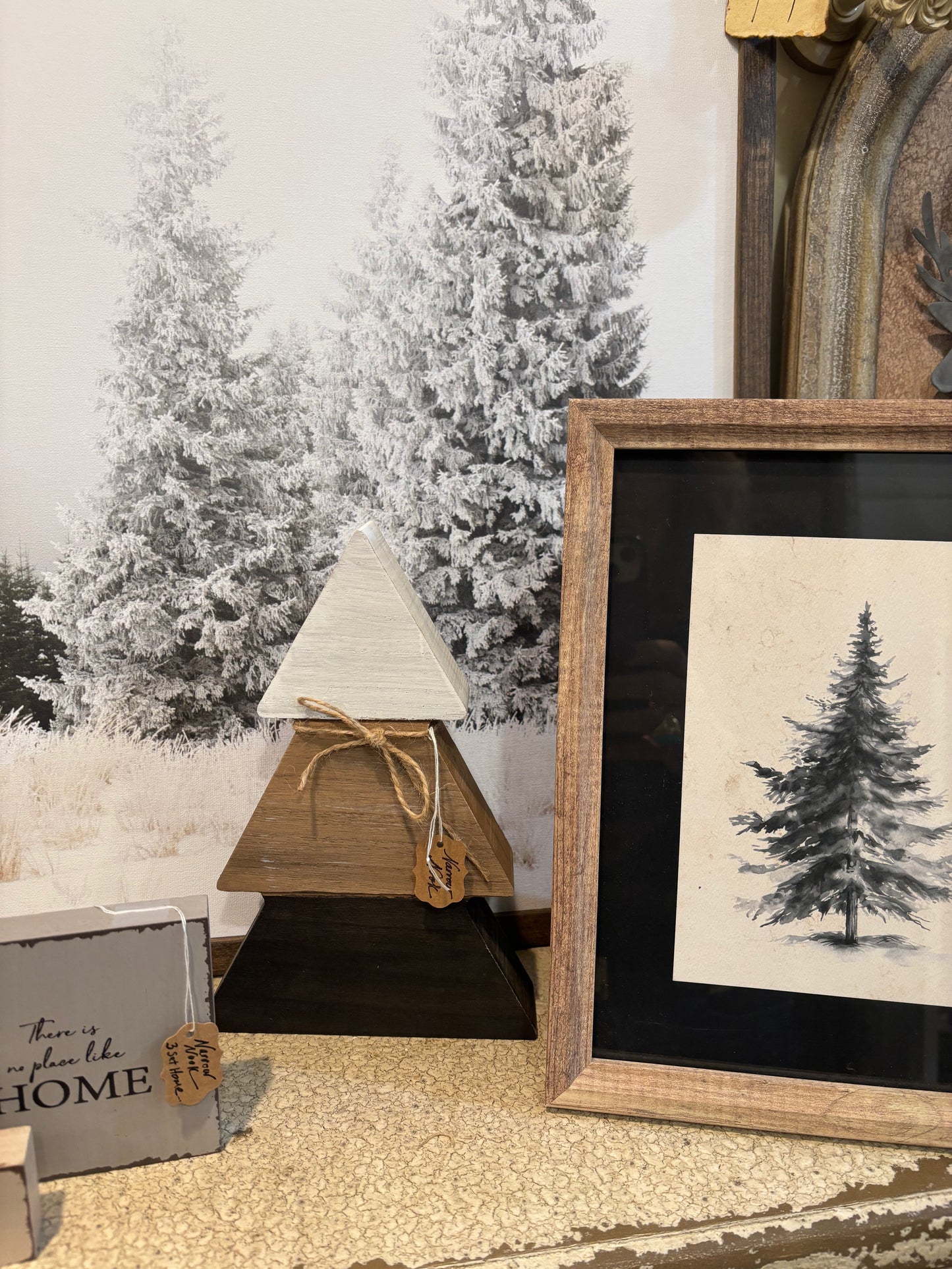 Modern Wood Plank Christmas Tree sitter