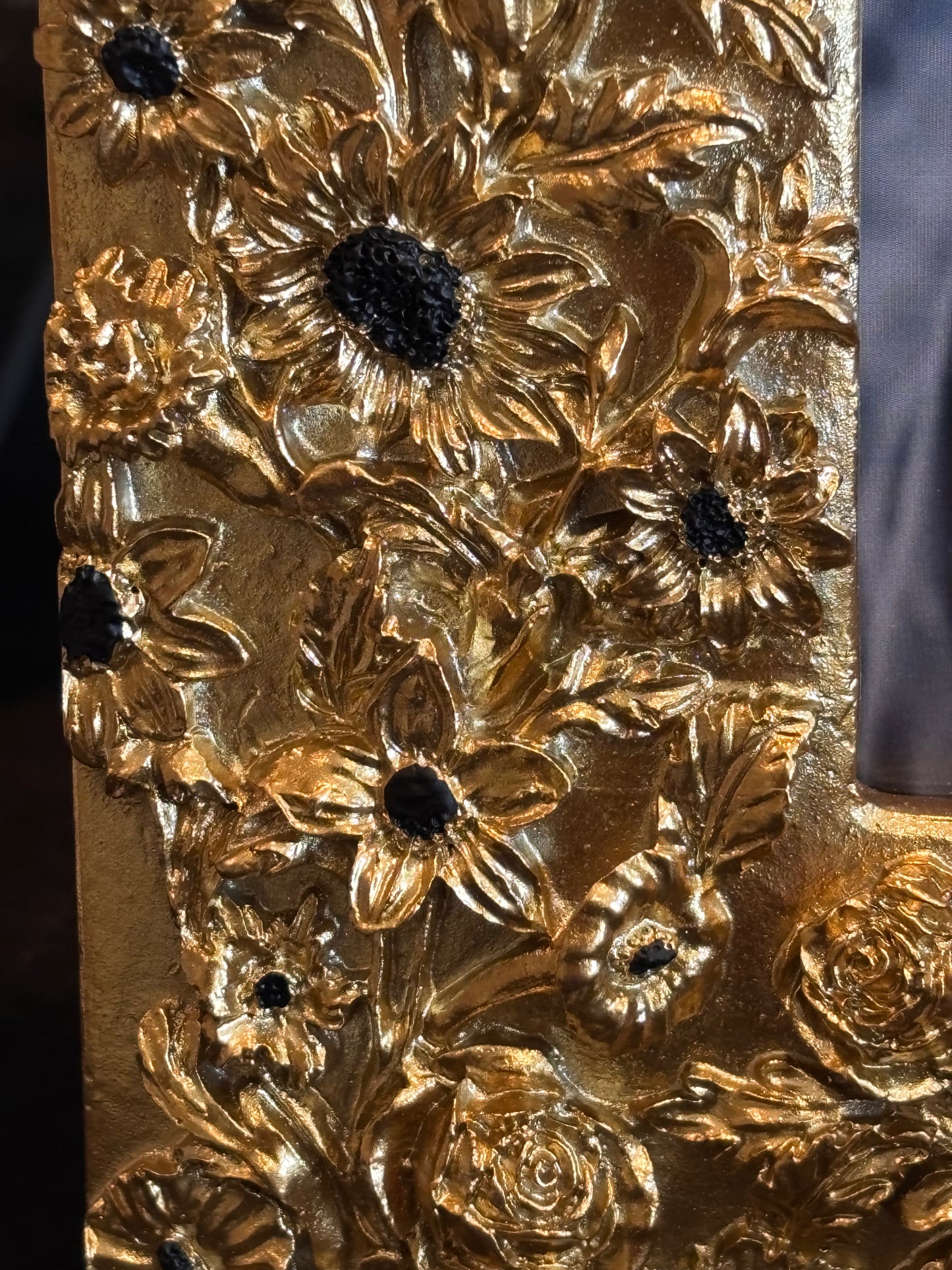 Gold Sunflower Picture Frame (Stunning!) 7.5x1x9.5" Photo Frame