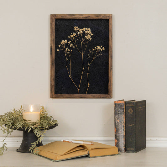 DRIED BABY'S BREATH IN FRAME
