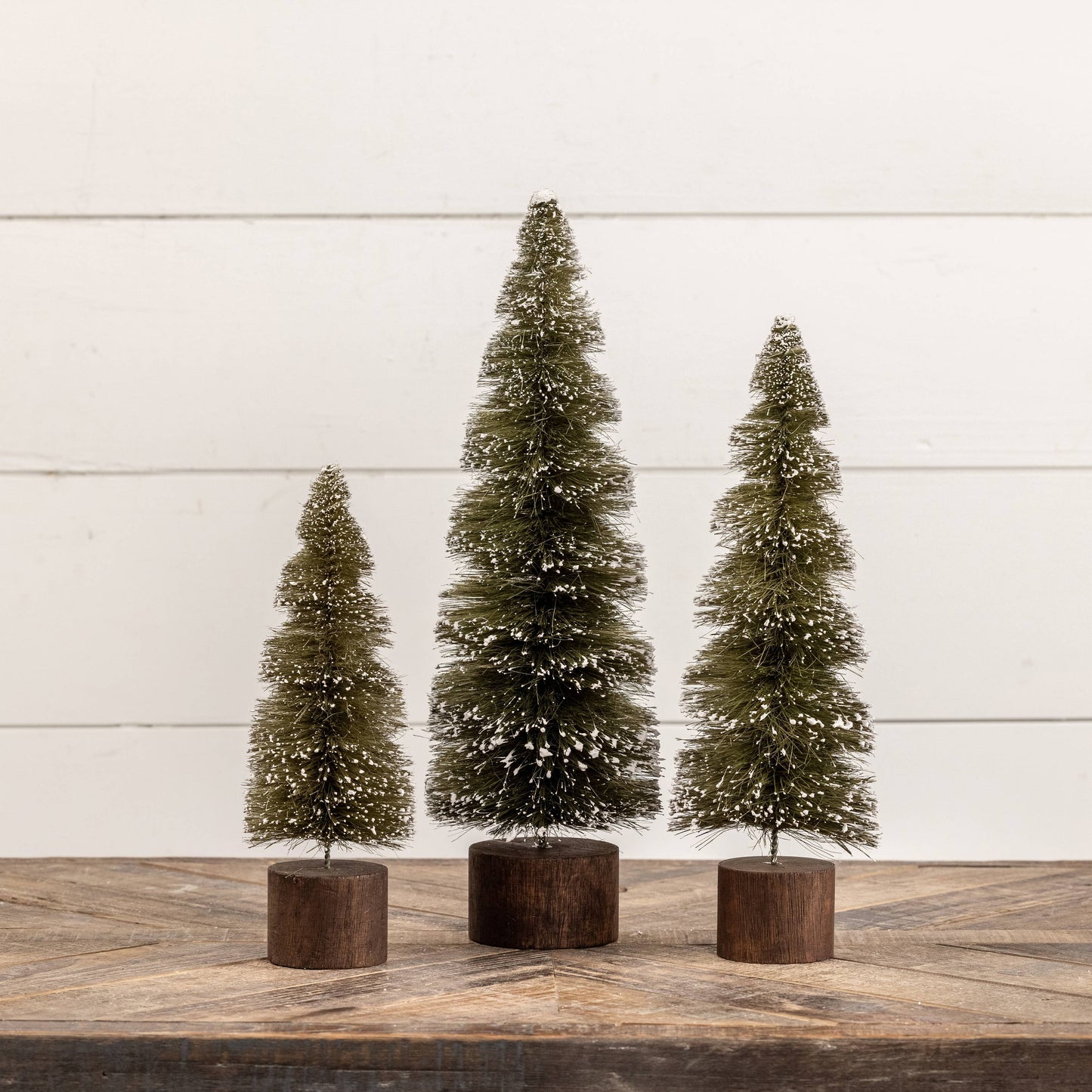 SET/ 3 SNOWY GREEN SPIRAL BOTTLEBRUSH TREES W/ STUMP BASE